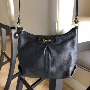 COACH black Cross Body Bag - Leather purse